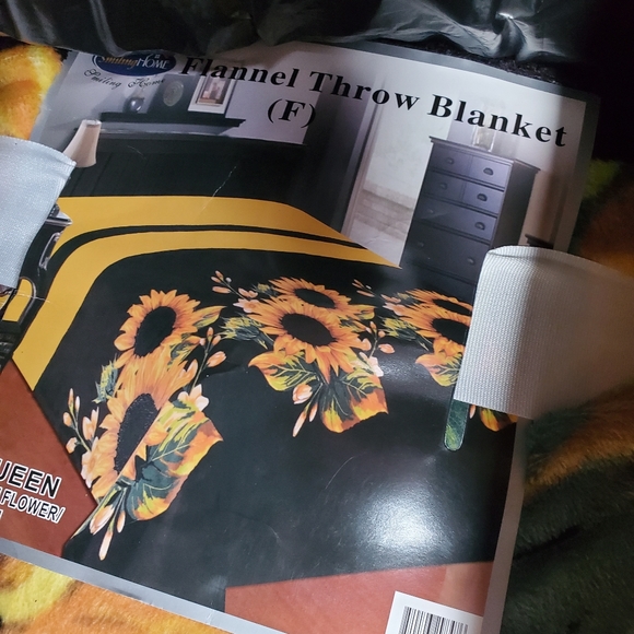 Blankets - Picture 12 of 16